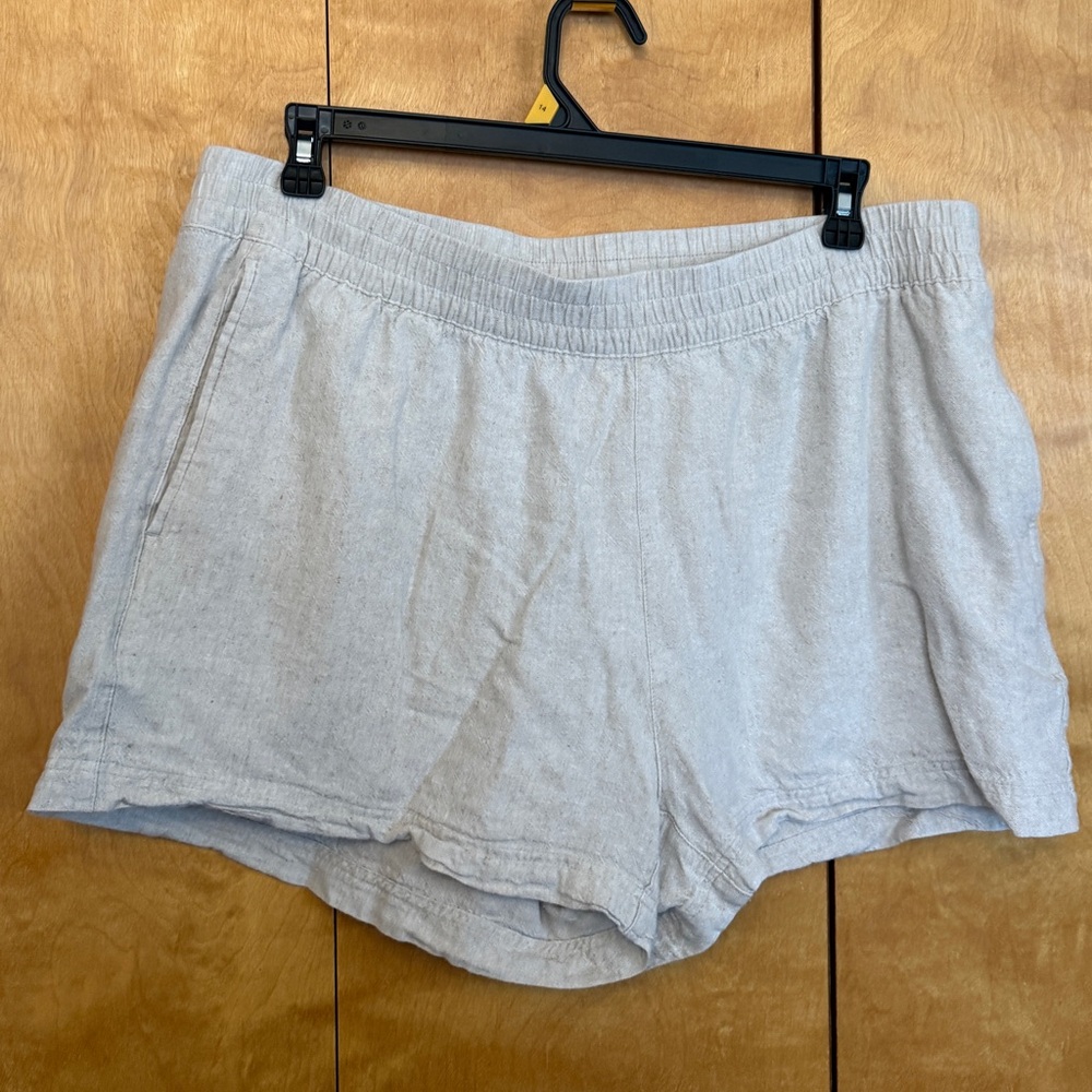 Old Navy Light beige Linen Shorts women XL